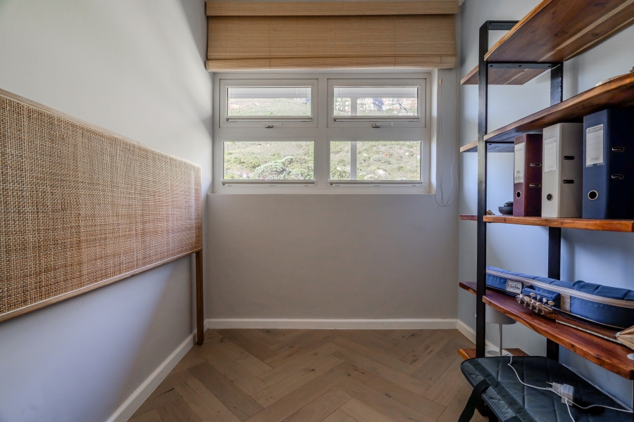 2 Bedroom Property for Sale in Camps Bay Western Cape